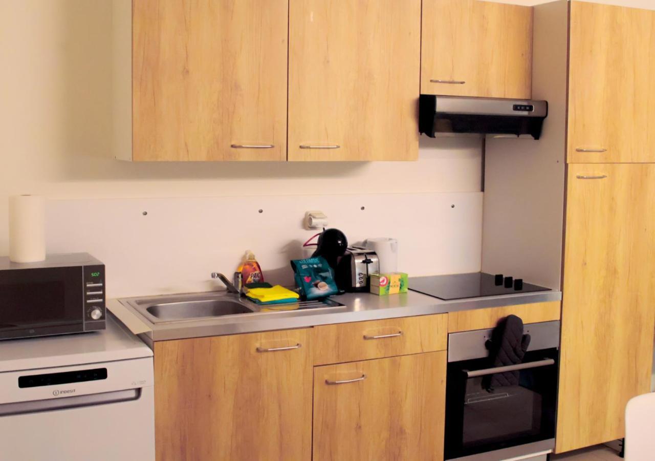 Appartement-Paris-Disney-Terrasse-Jardin-Parking Vaires-sur-Marne Buitenkant foto